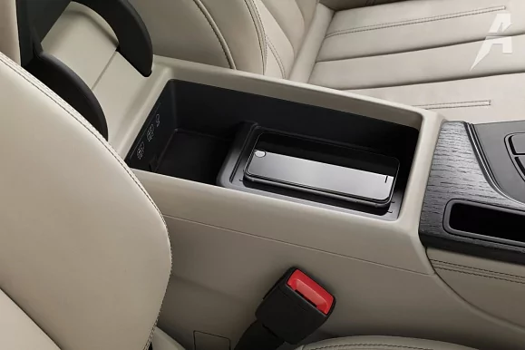 Audi A4 V (B9)