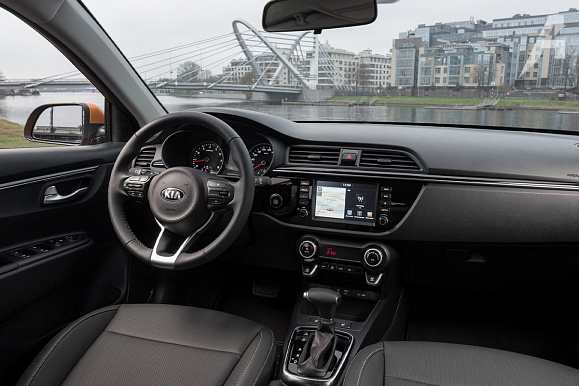 Kia Rio X (X-Line)